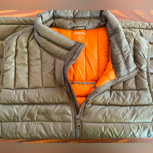 Duck Down Puffer Vest- Olive - Picture 3 of 7